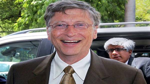 সংস্থা থেকে পুরোপুরি নিজেকে সরালেন গেটস