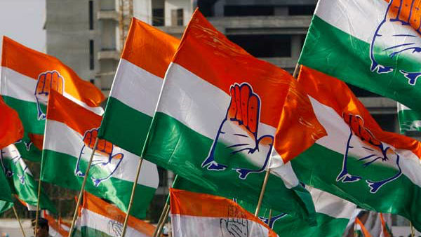 '১৫ লাখ নাও থেকে তালা লাগাও' মোদীকে কটাক্ষ কংগ্রেসের