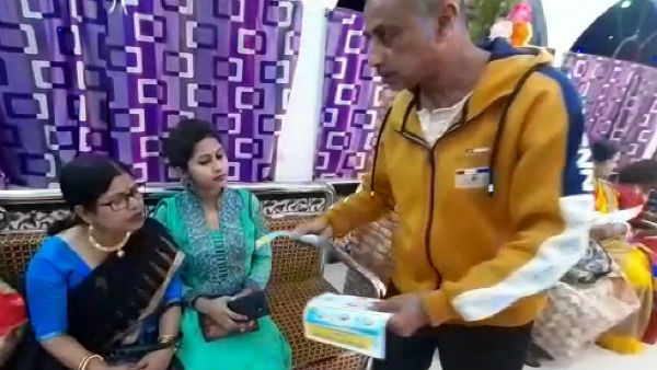 করোনা আতঙ্কের মধ্যে অভিনব উদ্যোগ স্বাস্থ্যকর্মীদের করোনা আতঙ্কের মধ্যে অভিনব উদ্যোগ স্বাস্থ্যকর্মীদের