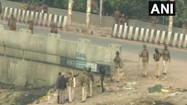 তাহিরের বাড়ি থেকে উদ্ধার পেট্রোল বোমা