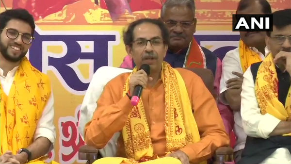 সরকারের ১০০ দিন পূর্তি উপলক্ষে অযোধ্যায় উদ্ধব