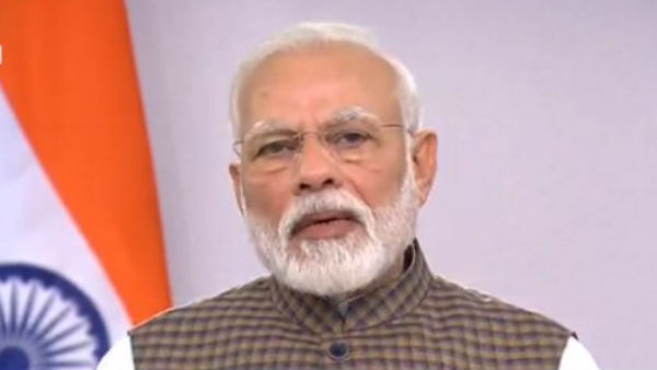 সামাজিক দূরত্ব বজায় রাখার প্রয়োজনীয়তায় জোর মোদীর