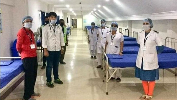 রাজ্যের এক স্টেডিয়ামে অস্থায়ী হাসপাতাল