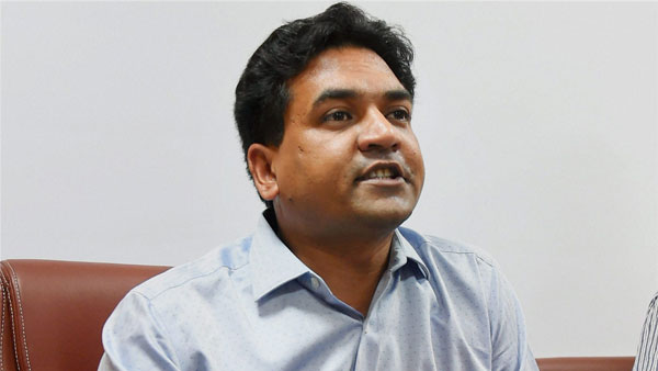 কেজরিওালের বাড়ির সামনে ধরনার পরে দেওয়া হয়েছিল নিরাপত্তা