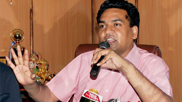 প্রাণনাশের হুমকির অভিযোগ করেছিলেন কপিল