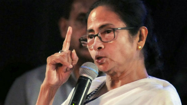 প্রাধান্য সোশ্যাল মিডিয়া জানা কর্মী