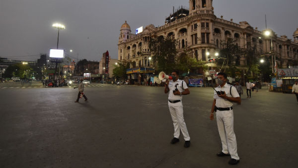 ২৪ ঘণ্টায় ১০০০ জন গ্রেফতার