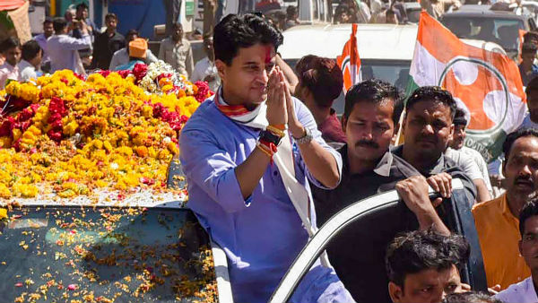 গোয়ালিয়ারের সর্বশেষ রাজা ও এক রাজবংশে বেড়ে ওঠা