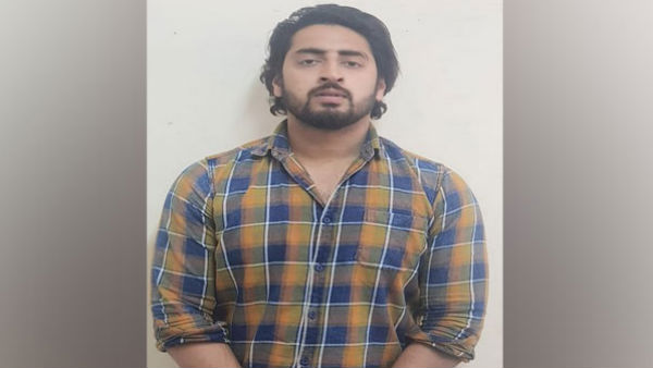 দিল্লি হিংসা: বন্ধুকধারী শাহরুখ গ্রেফতার উত্তর প্রদেশ থেকে দিল্লি হিংসা: বন্ধুকধারী শাহরুখ গ্রেফতার উত্তর প্রদেশ থেকে