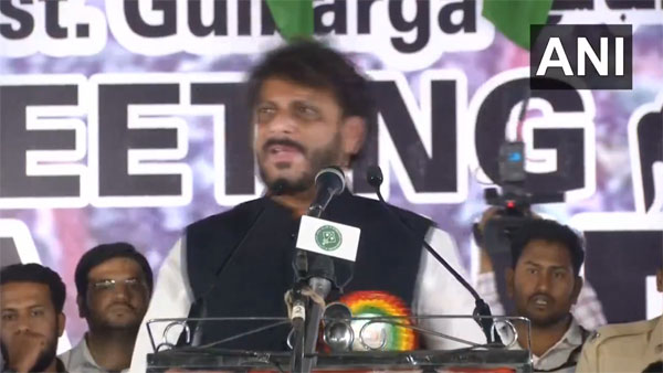 বিতর্কের সূত্রপাত ওয়ারিসের বক্তব্য থেকে
