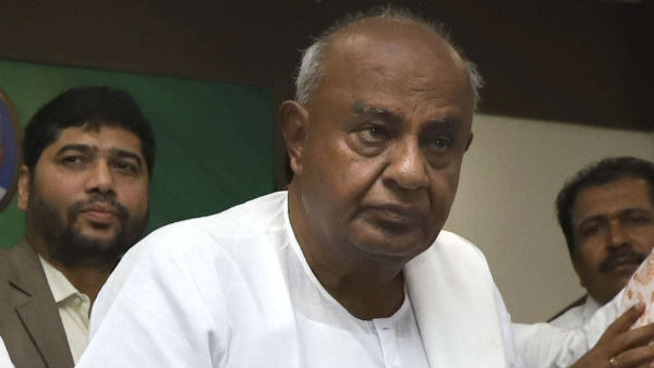 দেব গৌড়া তীব্র নিন্দা করেন