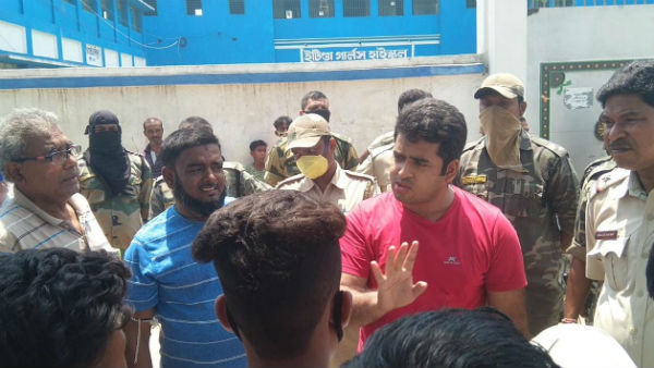 সীমান্তের কোয়ারেন্টাইন সেন্টার নিয়ে বিপত্তি, ঘটনাস্থলে পুলিশ সীমান্তের কোয়ারেন্টাইন সেন্টার নিয়ে বিপত্তি, ঘটনাস্থলে পুলিশ