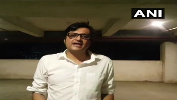 পালঘর নিয়ে সামাজিক বিভেদ তৈরির চেষ্টা, অর্ণব গোস্বামীর বিরুদ্ধে এফআইআর! পাল্টা হামলার অভিযোগ পালঘর নিয়ে সামাজিক বিভেদ তৈরির চেষ্টা, অর্ণব গোস্বামীর বিরুদ্ধে এফআইআর! পাল্টা হামলার অভিযোগ