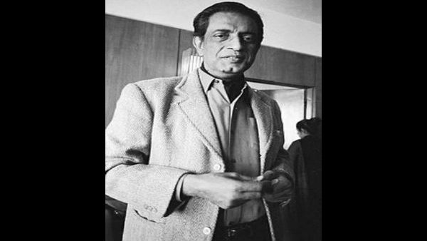 করোনা সংক্রমণের জের, সত্যজিৎ রায়কে নিয়ে পুরসভার অনুষ্ঠান বাতিল করোনা সংক্রমণের জের, সত্যজিৎ রায়কে নিয়ে পুরসভার অনুষ্ঠান বাতিল