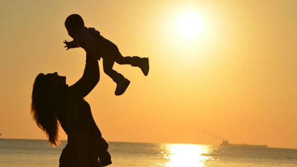 প্রথম মাদার্স ডে উদযাপিত হয় ১৯০৮ সালে