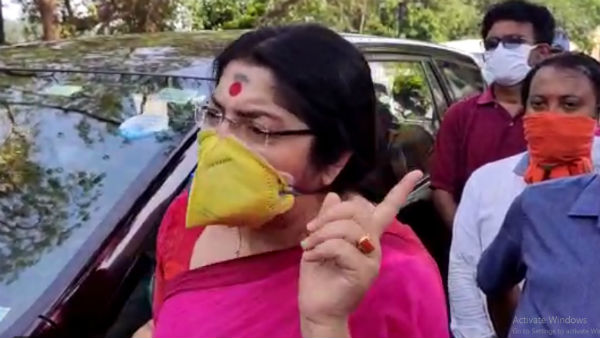 লকডাউনে গোষ্ঠী সংঘর্ষ! মমতার পুলিশকে একহাত নিলেন লকেট লকডাউনে গোষ্ঠী সংঘর্ষ! মমতার পুলিশকে একহাত নিলেন লকেট