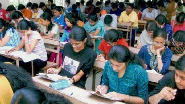 কলেজে সমস্যা অনেকদিনের