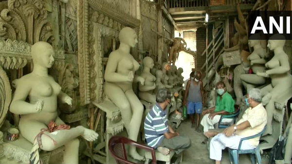 দুর্গাপুজো ঘিরে উদ্বেগ?