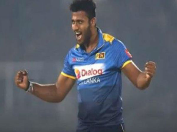 তল্লাশি চালানোয় ধরা পড়লেন ক্রিকেটার