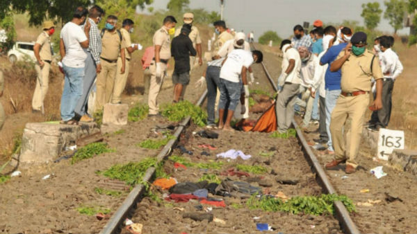 কেন্দ্রীয় সরকারের ঘোষণা পৌঁছাচ্ছে না শ্রমিকদের কাছে