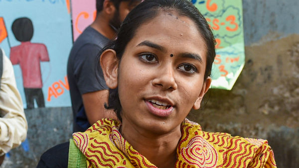অনলাইন এডুকেশন প্রসঙ্গে ঐশী ঘোষ