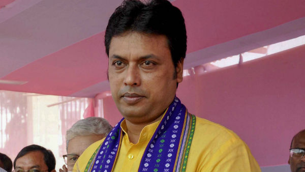 করোনা থাবার কথা মেনে নিয়েছেন বিপ্লব