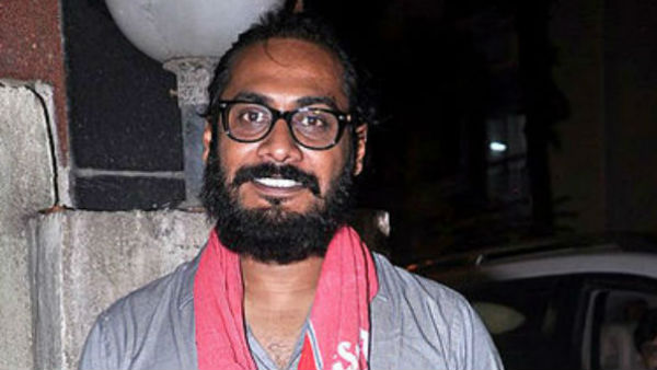 ফেসবুক পোস্টে বিস্ফোরক অভিনব
