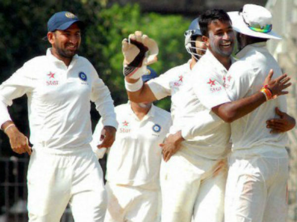 পুরস্কার পেয়েছিলেন ওঝা