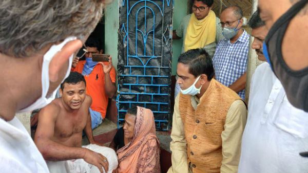 রাজ্যের ত্রাণ পৌঁছয়নি নিচু তলায়