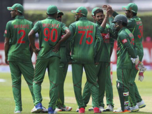 ভেঙে পড়লেন বাংলাদেশি ক্রিকেটার