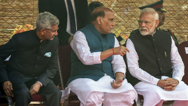 প্রধানমন্ত্রীর বাসভবনে বৈঠক