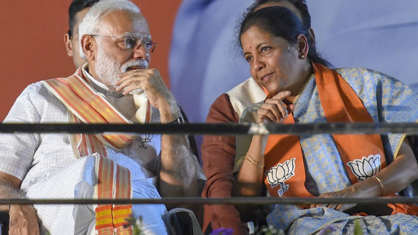 মে মাসেই বিনামূল্যে খাদ্যশস্য বিতরণের ঘোষণা করা হয় কেন্দ্রের তরফে
