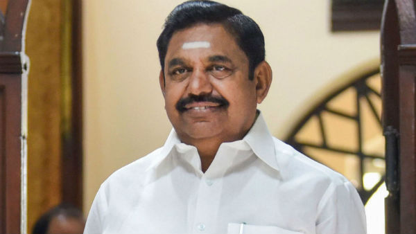 প্রাক্তন সহকর্মী সম্মুখ সমরে