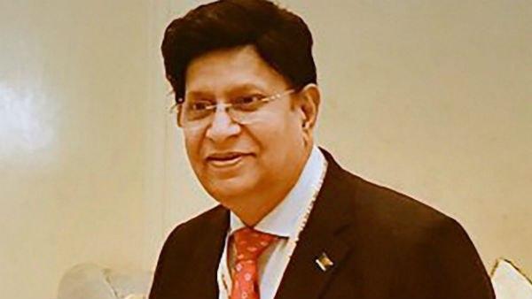 ভারতের বাংলা দৈনিকের লেখায় মোমেনের রাগ