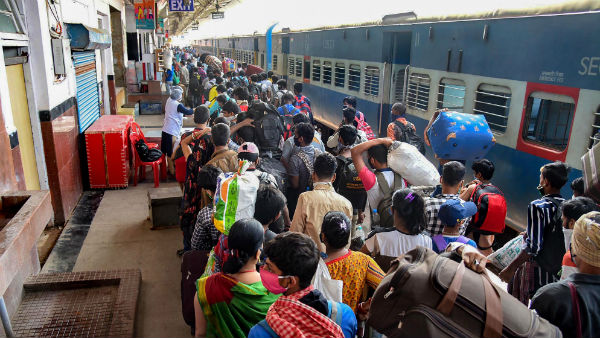 ভিনরাজ্যে আটকে পড়া শ্রমিকদের দুর্দশা