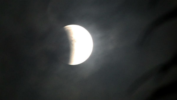 ৩০ দিনে ৩ গ্রহণ ও ব্রিটিশ রাজপরিবার