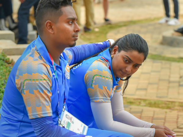 বিয়ের কার্ডে বার্তা