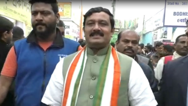 পুলিশের সঙ্গে আলোচনার মাধ্যমে সমস্যার সমাধানের দাবি