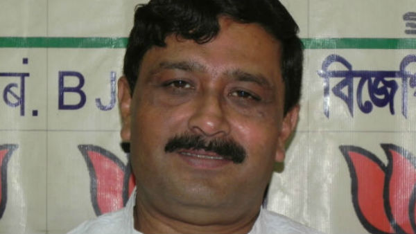 রাজ্যের নীতি পরিষ্কার করার দাবি