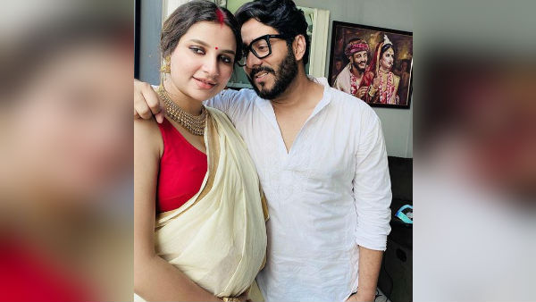 তোমার সৌন্দর্য্যে আমি অভিভূত, শুভশ্রীর বেবি বাম্পের ছবি দিলেন রাজ চক্রবর্তী তোমার সৌন্দর্য্যে আমি অভিভূত, শুভশ্রীর বেবি বাম্পের ছবি দিলেন রাজ চক্রবর্তী
