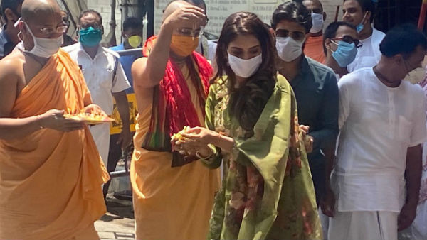 ইসকনের উল্টোরথের অনুষ্ঠানে নুসরত