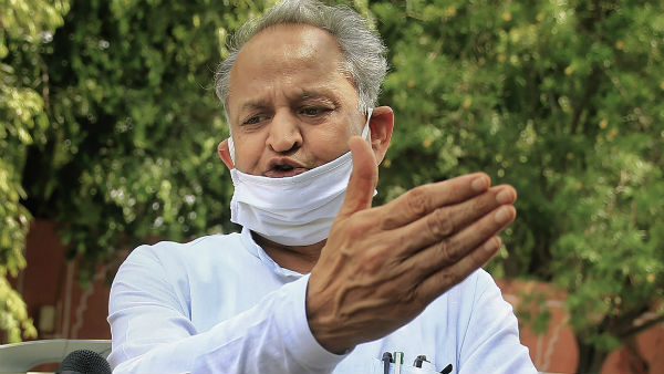 পার্টি থেকে বহিস্কারের হুঁশিয়ারি
