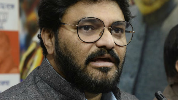 কার দিকে ইঙ্গিত বাবুলের?