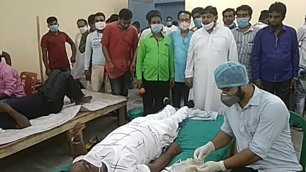 ১৩ জন শহিদের জন্য ১০০৩ জনের রক্ত উৎসর্গ বসিরহাটে ১৩ জন শহিদের জন্য ১০০৩ জনের রক্ত উৎসর্গ বসিরহাটে