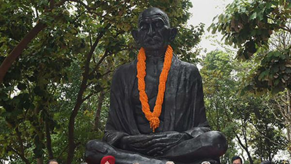 মহাত্মা গান্ধীর জন্মদিনে প্রথমবার বিধান ভবনে বামেরা