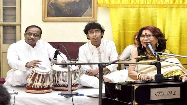 উদ্বিগ্ন শিল্পী, অনুরাগীরা