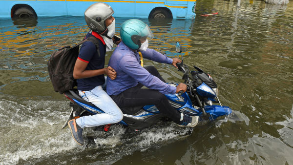 গত ১০ বছরে শহরের বিভিন্ন প্রান্তে বসানো হয়েছে ৭৬টি পাম্পিং স্টেশন