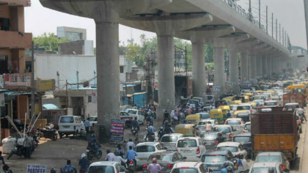 জরিমানার নির্দেশ পুলিশের