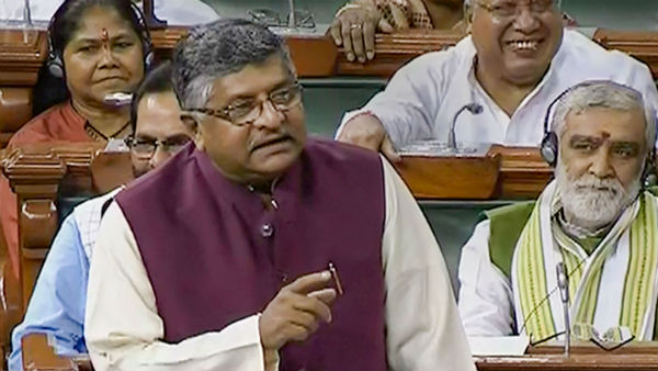 লকডাউন থেকে পরিযায়ী শ্রমিক প্রসঙ্গ