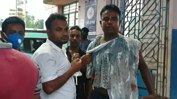 শহীদ দিবসের কর্মসূচি পালনের পর বসিরহাটে আহত ছয় তৃণমূল কর্মী শহীদ দিবসের কর্মসূচি পালনের পর বসিরহাটে আহত ছয় তৃণমূল কর্মী